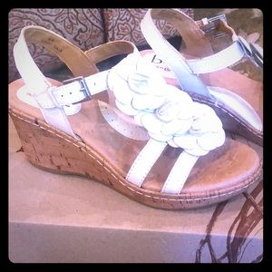 B•O•C Born Concept White Olly Wedge